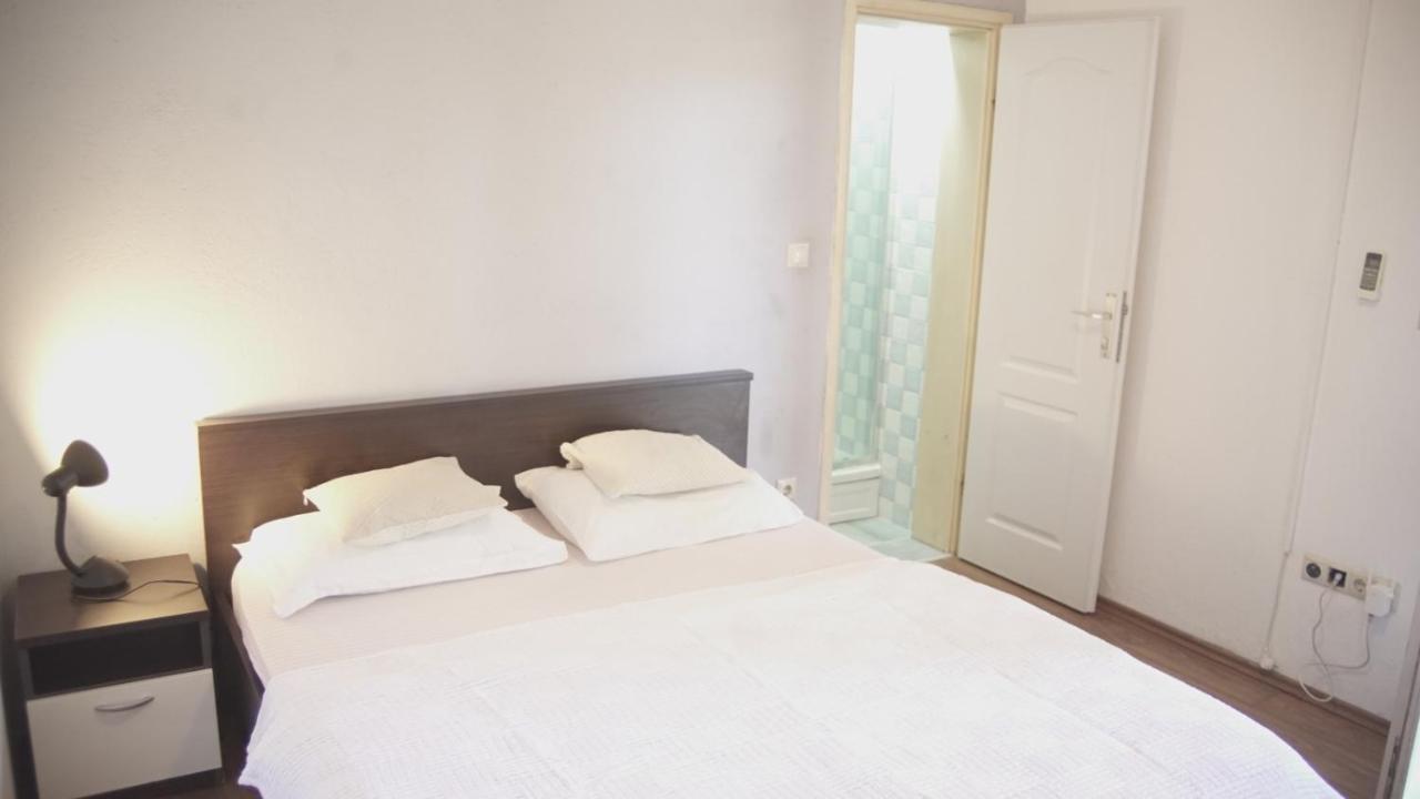 Hostel Kapa Хвар Екстер'єр фото
